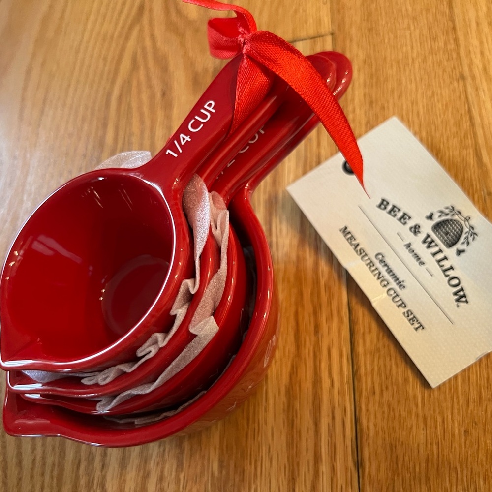 Red Measuring Cup Set - Picture 4 of 4